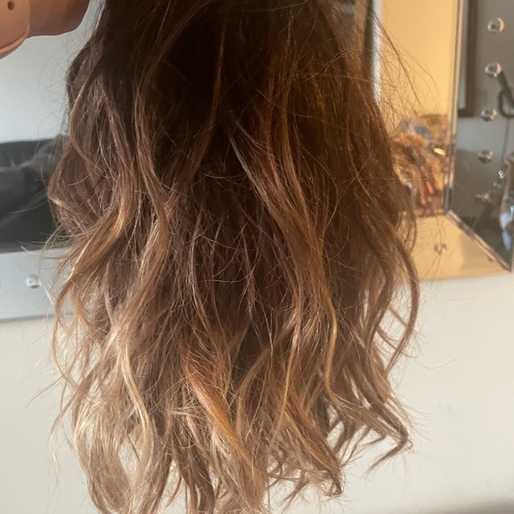 Mix human and synthetic hair wig - Picture 5 of 6